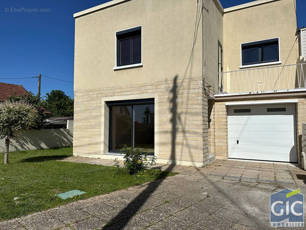Maison à CAEN