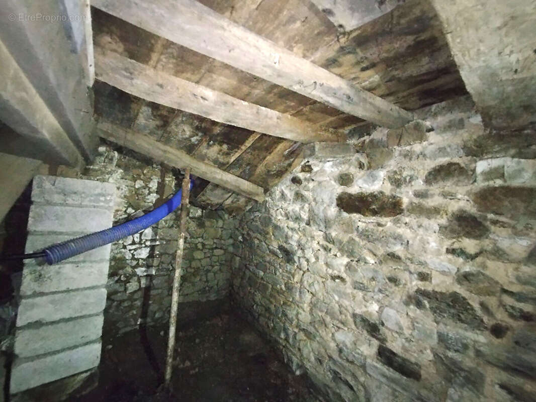 Maison à FOUGERES