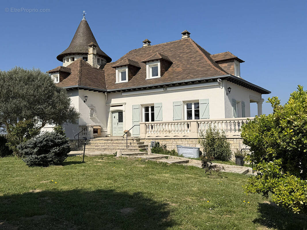 Maison à CAUSSADE
