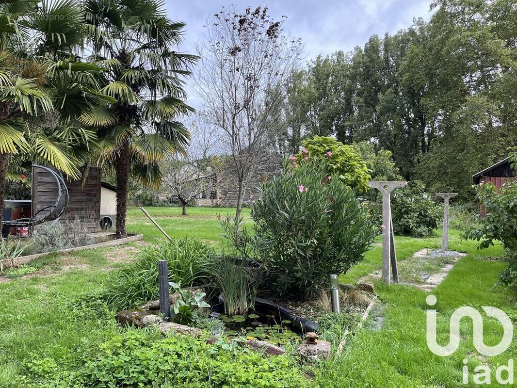 Maison 178 m² à Saint-Viance  - photo 6