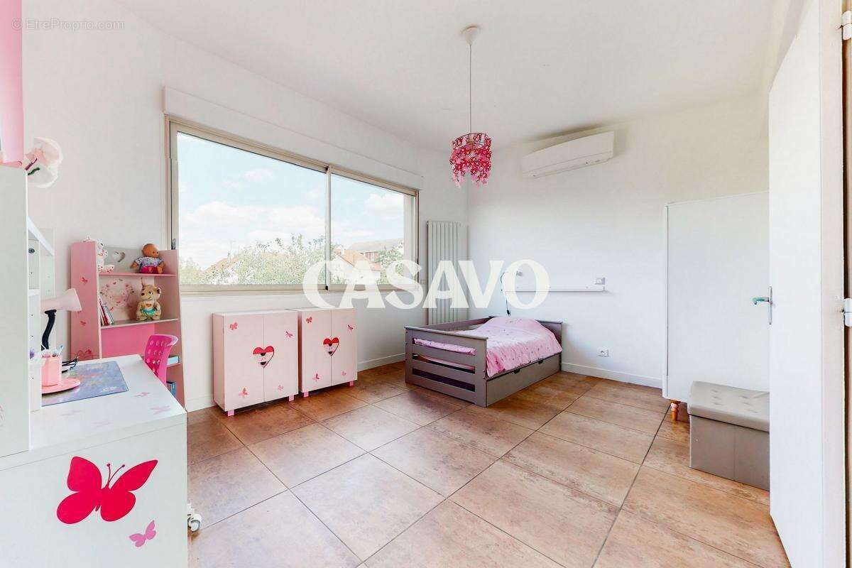 Maison à FONTENAY-SOUS-BOIS