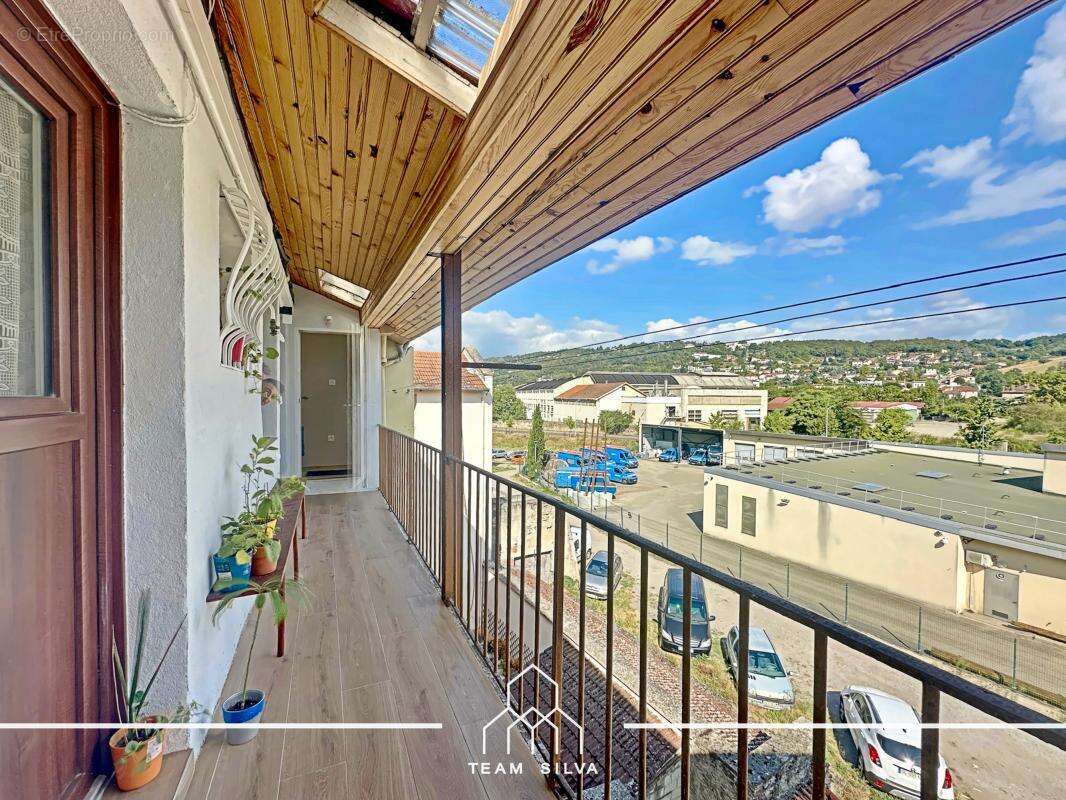 Appartement à GIVORS