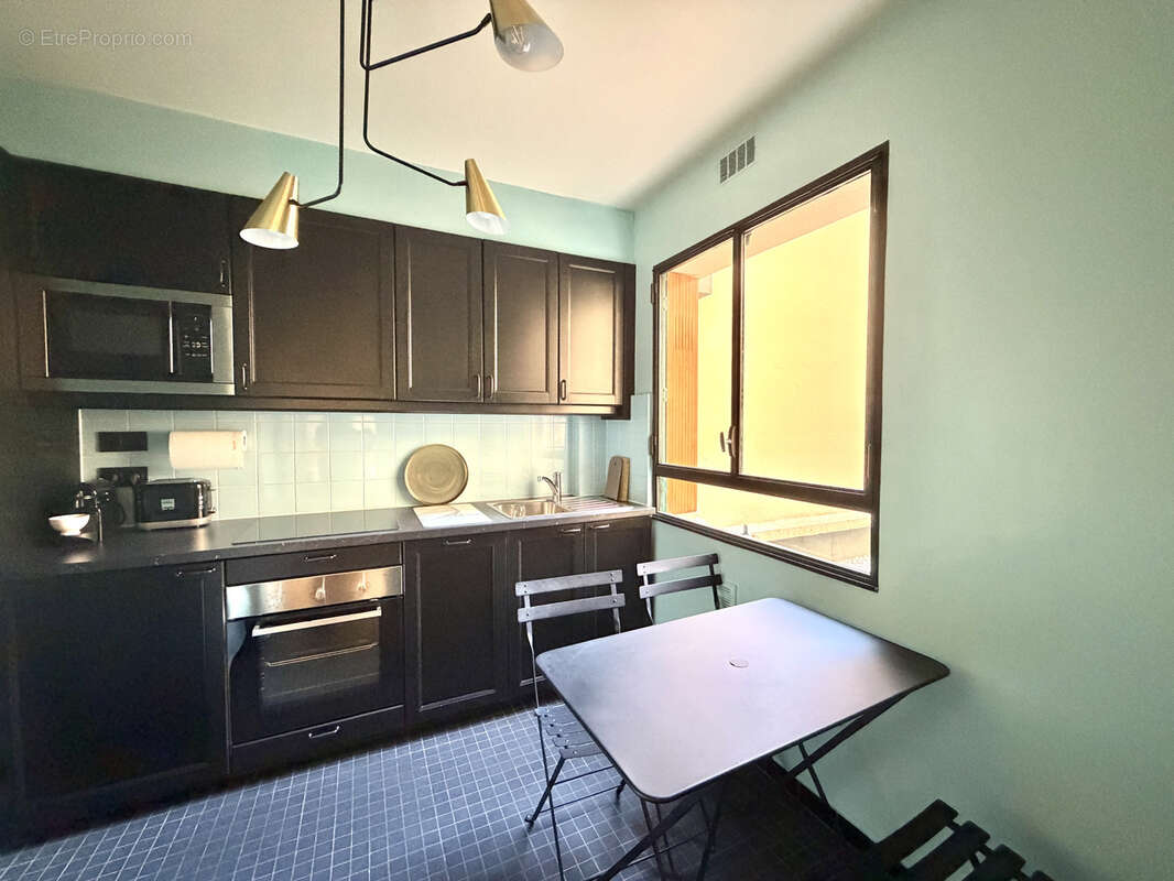 Appartement à PARIS-12E