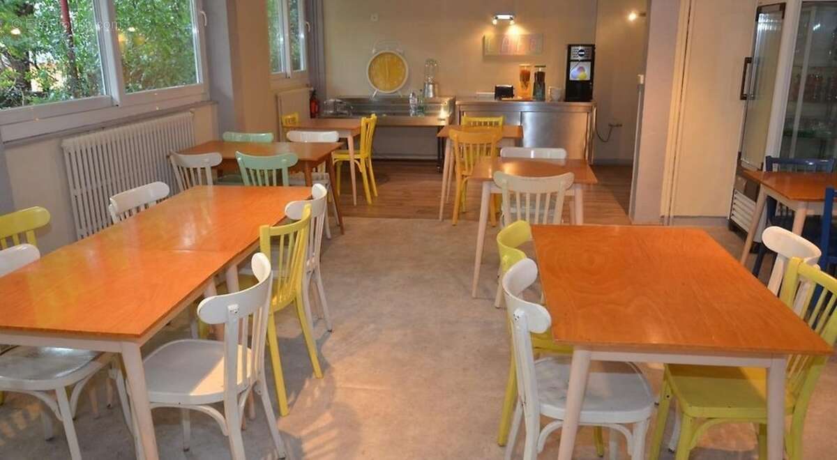 Dpt rhône (69), 5 mn de villefranche sur saône - actif 700 m² à forte visibilité – idéal investisseurs & exploitants (69830) - photo 4