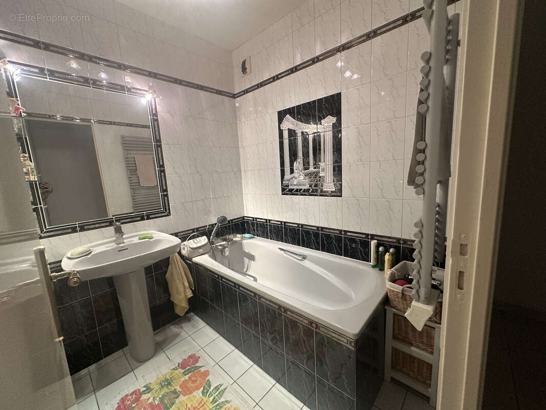 Appartement à AULNAY-SOUS-BOIS