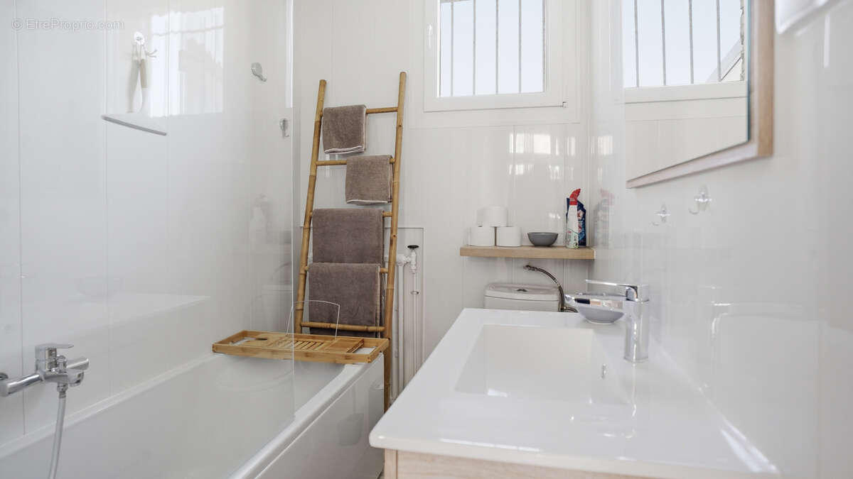 Maison à MONTIGNY-SUR-LOING