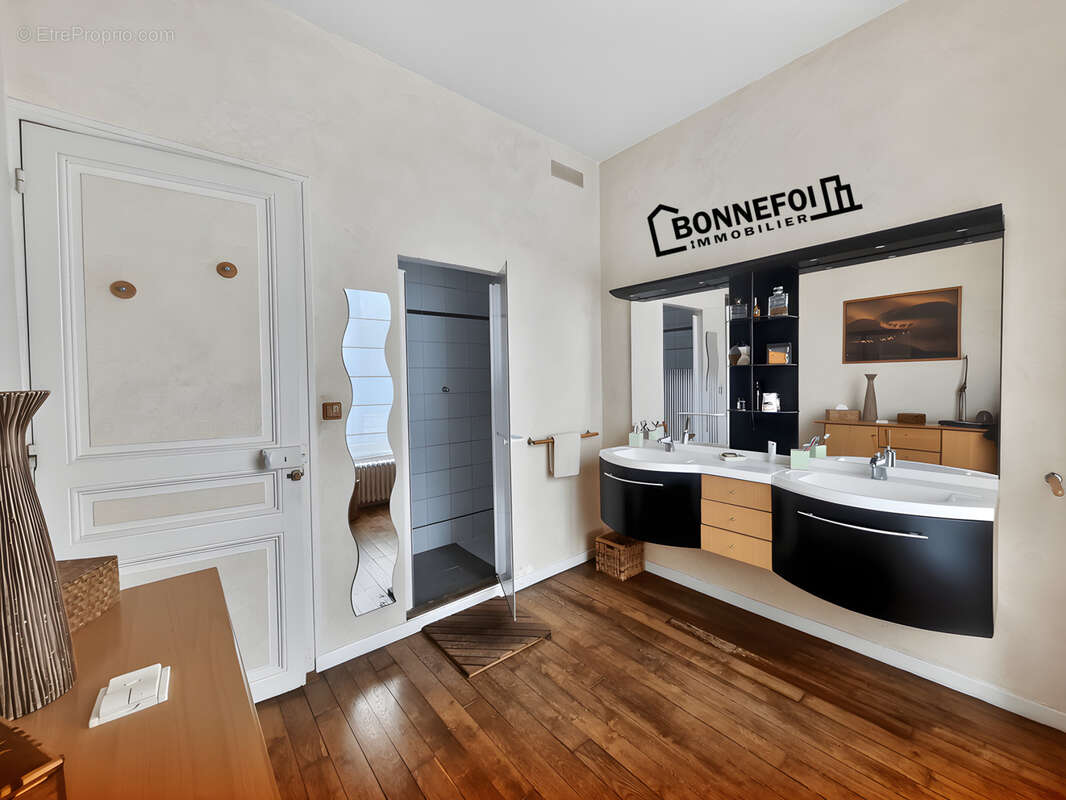 Maison à CHAMPIGNY-SUR-MARNE