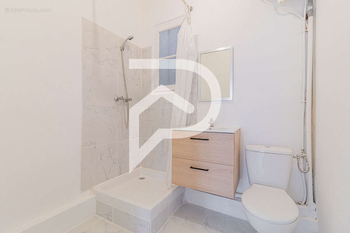 Appartement à MARSEILLE-2E