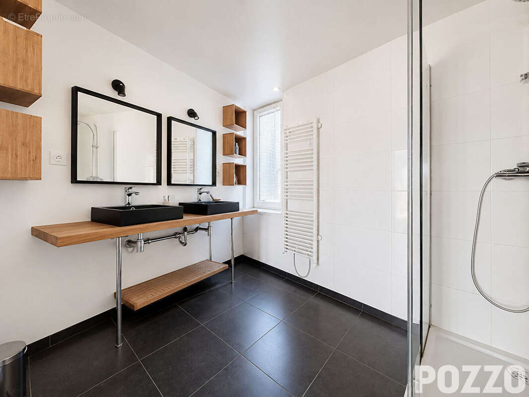 A VENDRE - T5 - 114m²  - Centre-ville de GRANVILLE (50400) - photo 16
