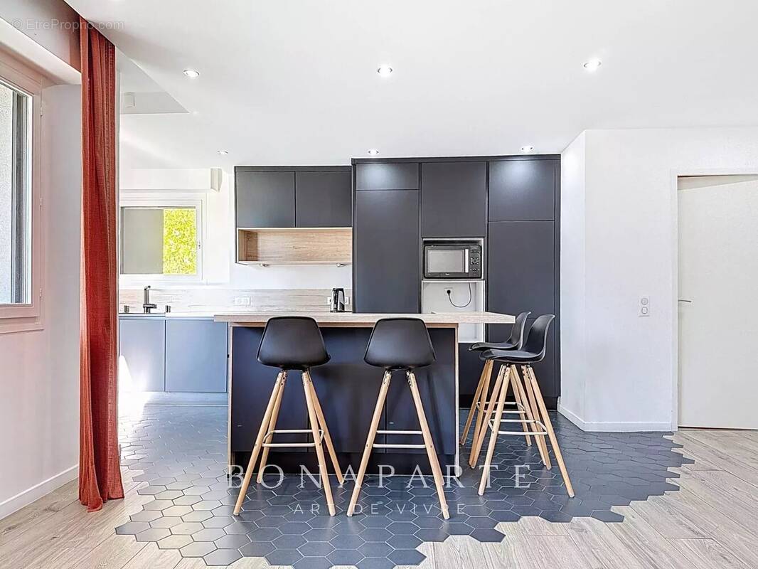Appartement à GEX