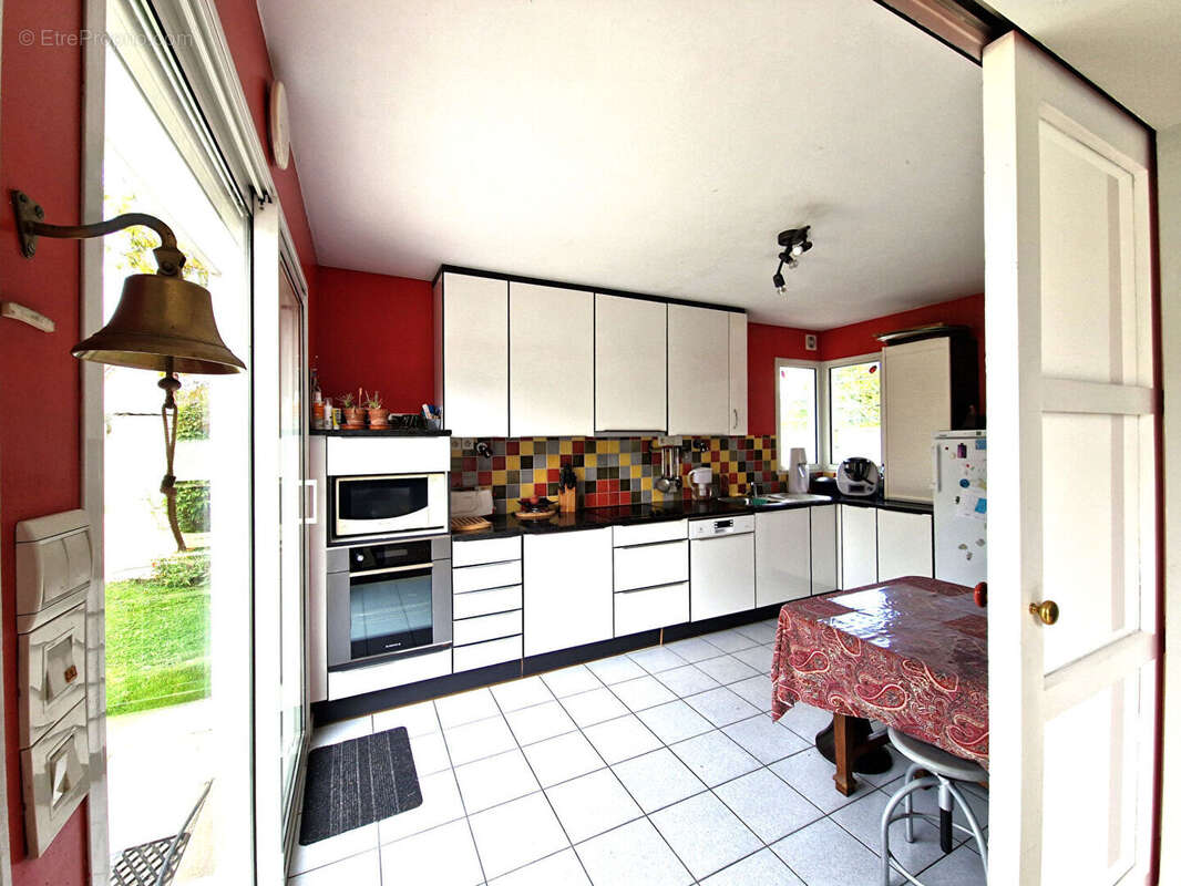 Maison à SAINT-SEBASTIEN-SUR-LOIRE