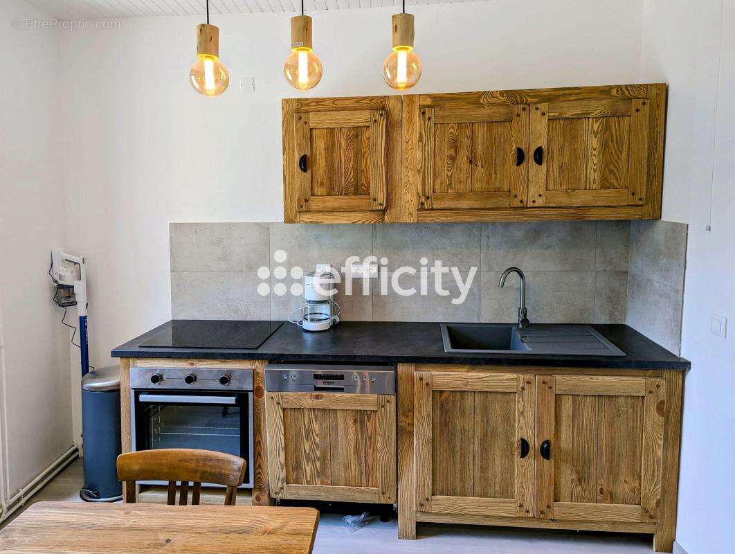 Appartement à SAINT-JACQUES-EN-VALGODEMARD