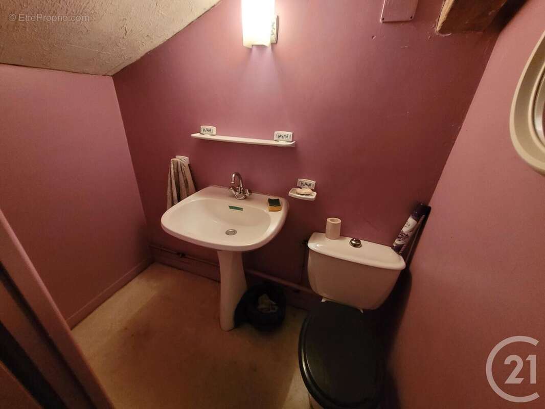 Maison à LA CHAPELLE-THECLE