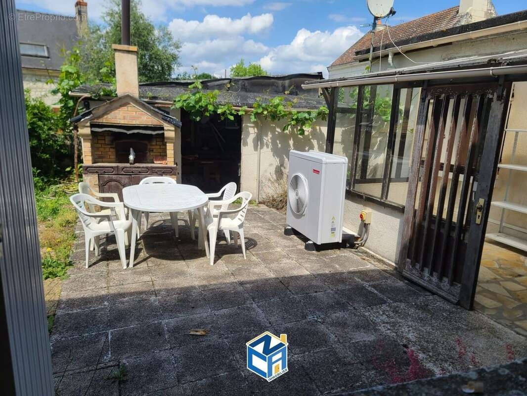 Maison 58 m² à Huismes  - photo 7