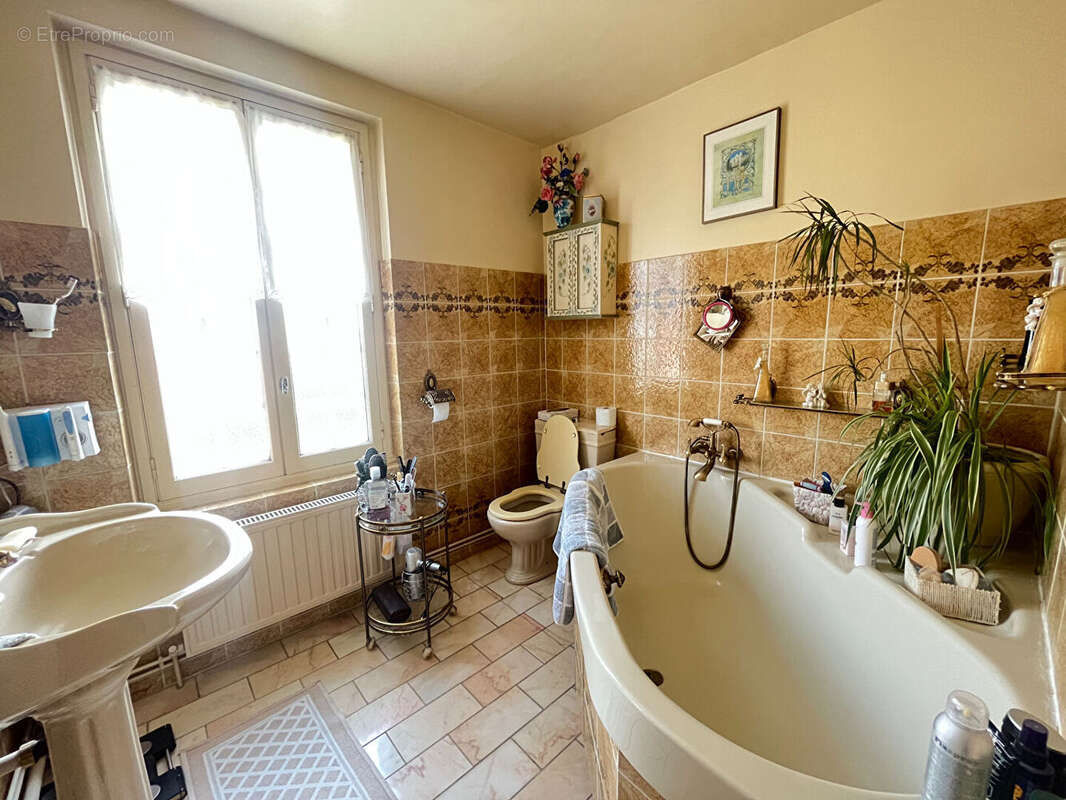 Maison à LYONS-LA-FORET