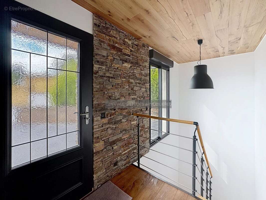 Maison à LES ADRETS-DE-L'ESTEREL