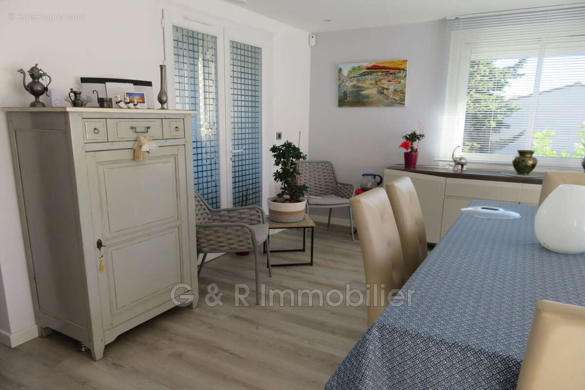 Appartement à SANARY-SUR-MER