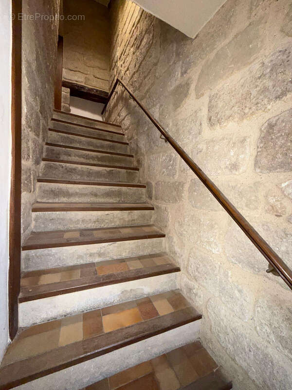 Maison à MONTAGNAC
