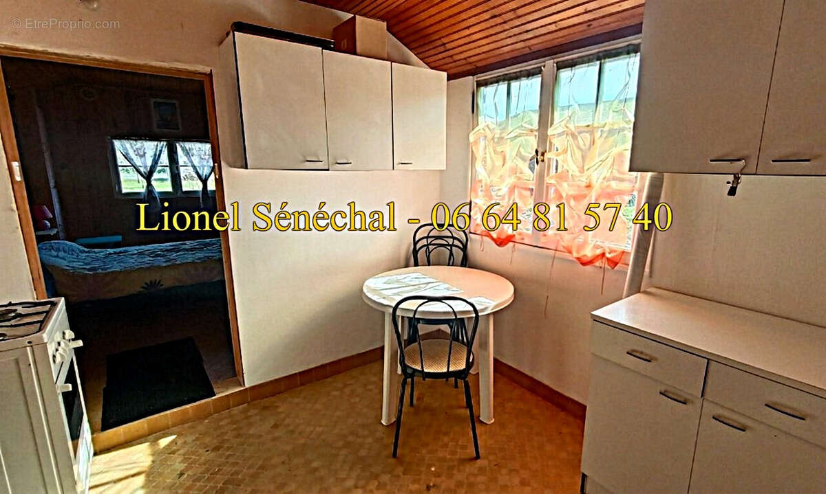 Terrain de loisirs de plus de 500 m2 + un chalet de loisirs en dur de 18 m2  avec un accès direct à la rivière - photo 5