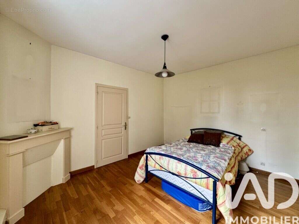 Photo 9 - Maison à CHINON