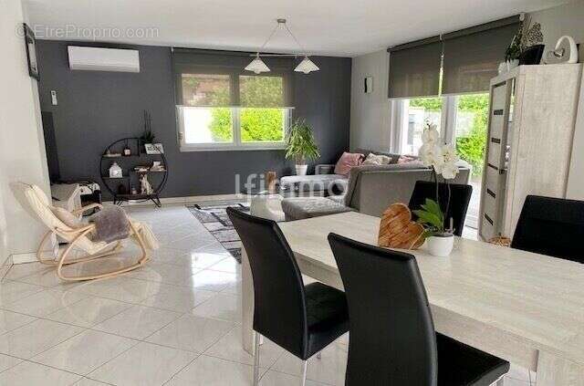 Maison 7 pièces de 167m² - photo 5