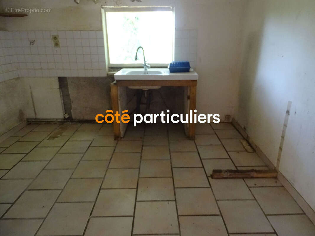 Maison à SAINT-PIERRE-LES-BOIS