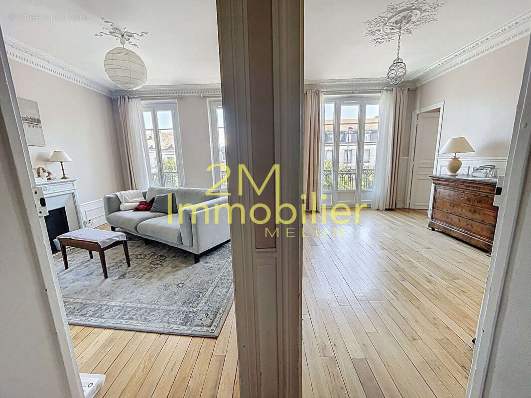 Appartement à MELUN