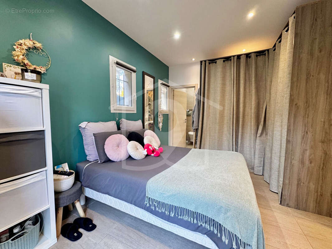 Maison à MONTAUROUX