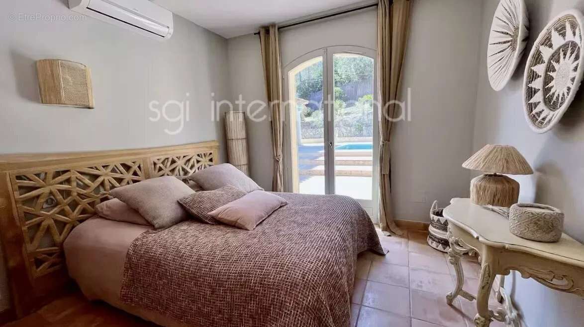 Maison à LA CROIX-VALMER
