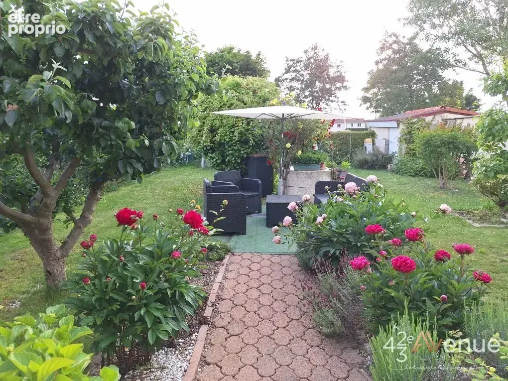 Maison 4 pièces 98 m² à vendre à Bonson (42160) - photo 3