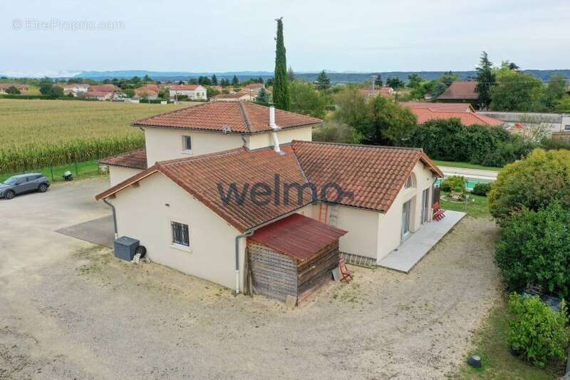 Maison à BEAUREPAIRE
