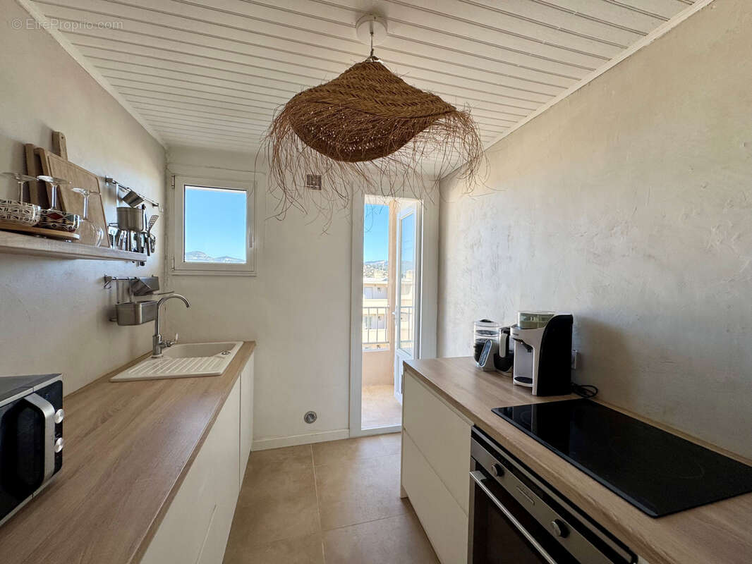 Appartement à SIX-FOURS-LES-PLAGES