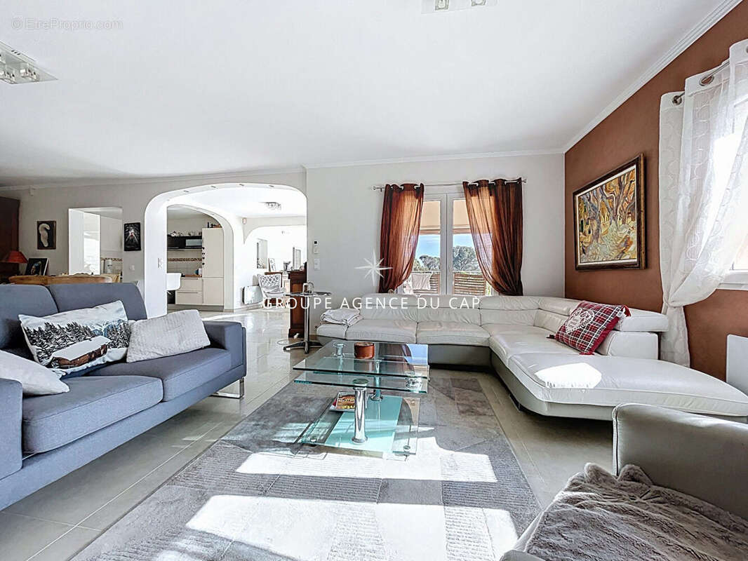 Maison à SAINT-RAPHAEL