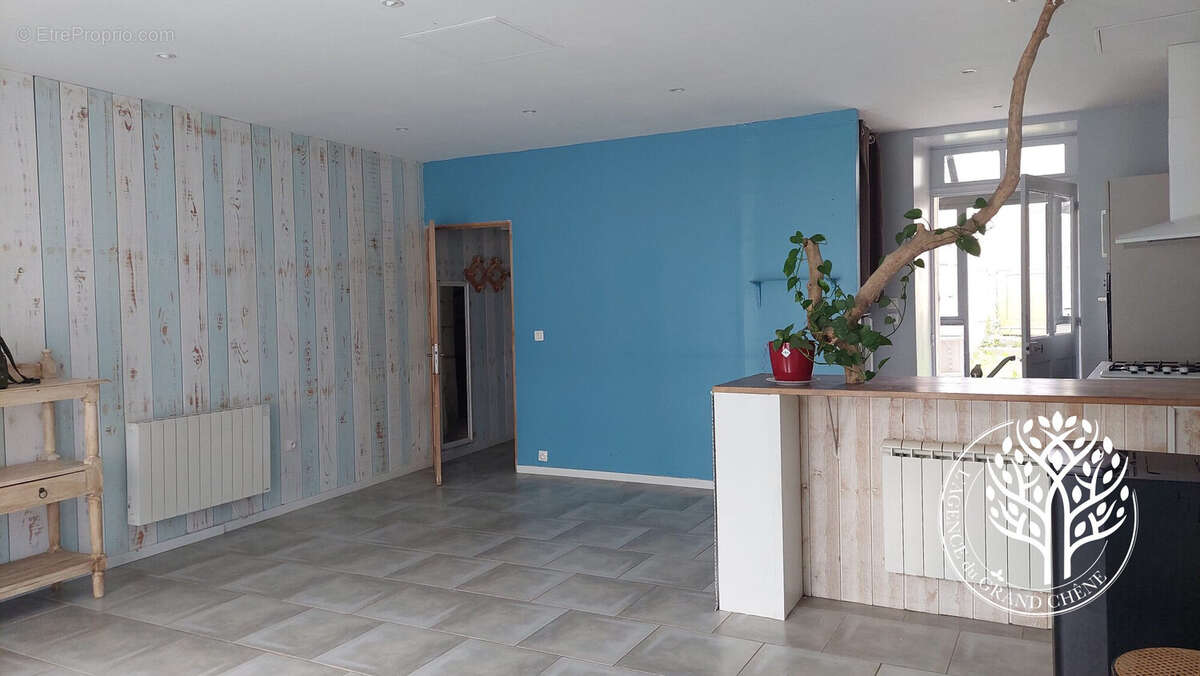 Maison à SAINT-SAVINIEN