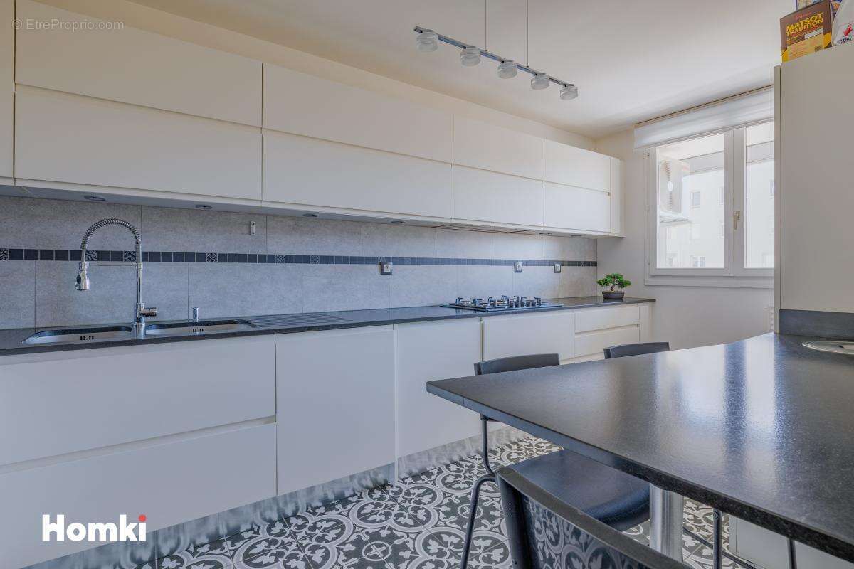 Appartement à LYON-3E