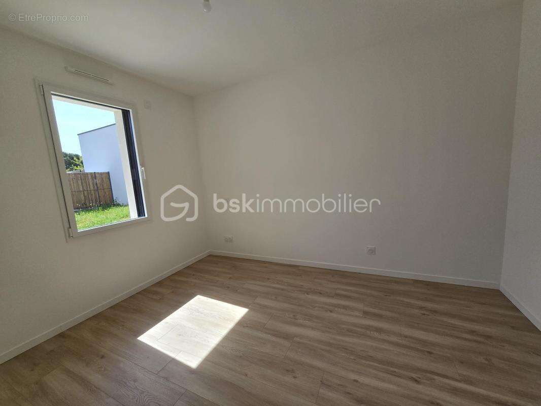 Maison à SAINT-HILAIRE-LA-FORET