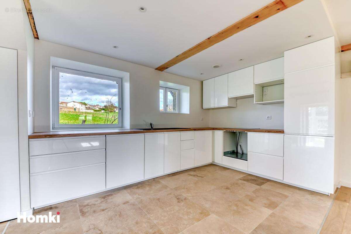 Maison à SAINTE-CONSORCE