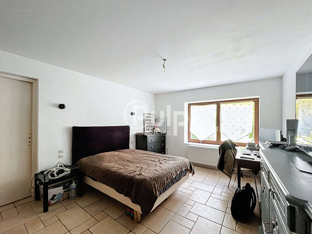 Maison à BEUVRY-LA-FORET