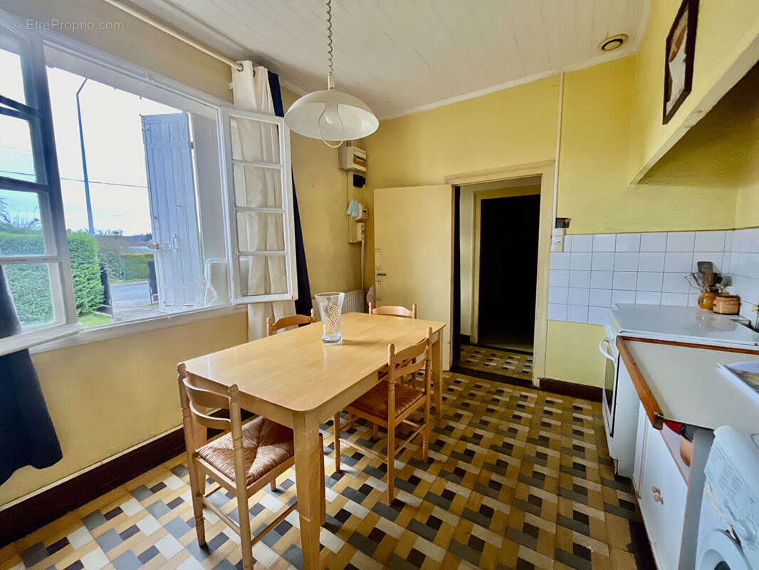 Maison à SAINTE-LIVRADE-SUR-LOT