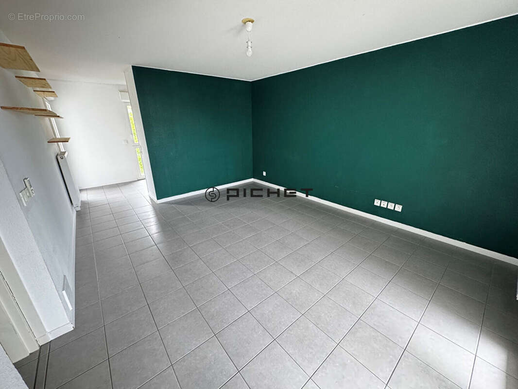 Appartement à BEGLES