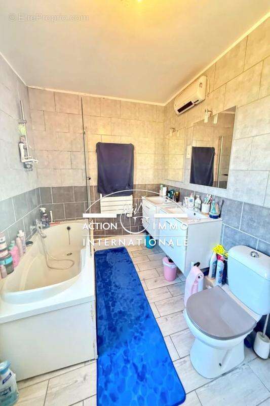 Maison à SAINT-MARTIN-DE-CRAU