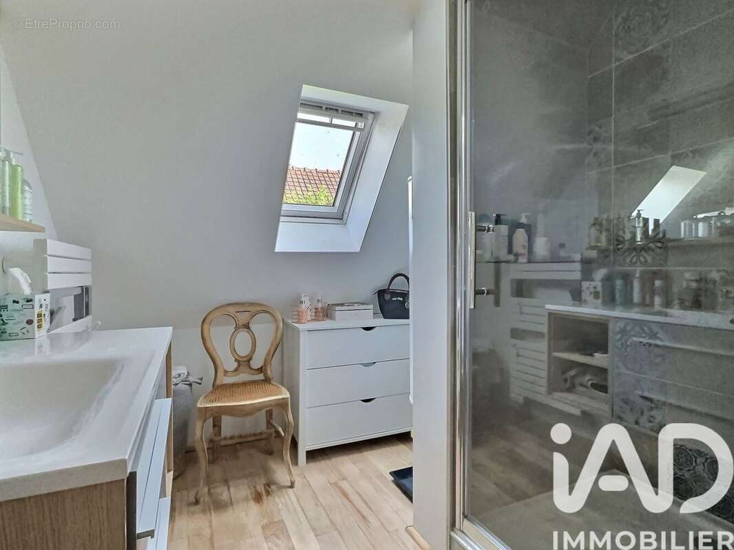 Photo 6 - Maison à HOUPLIN-ANCOISNE