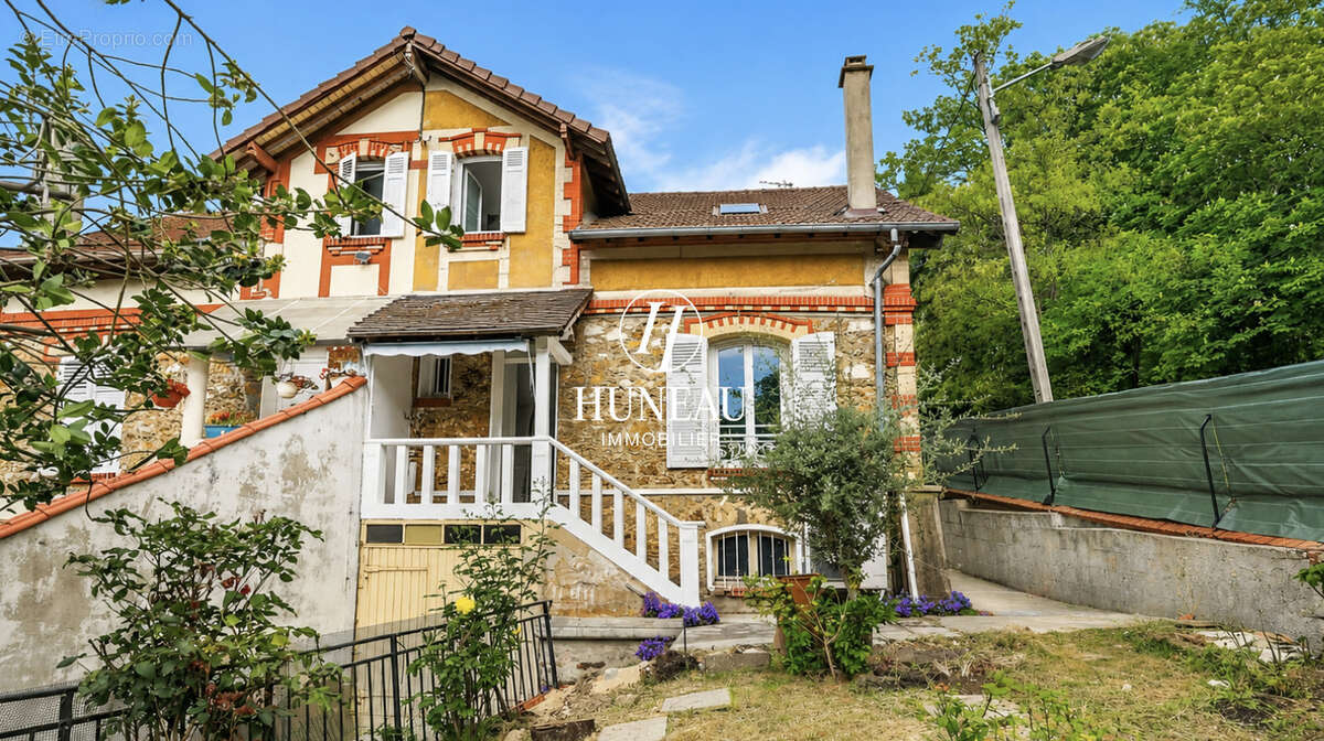 Maison à VILLENEUVE-SAINT-GEORGES