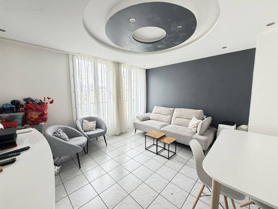 Appartement à FONTAINE