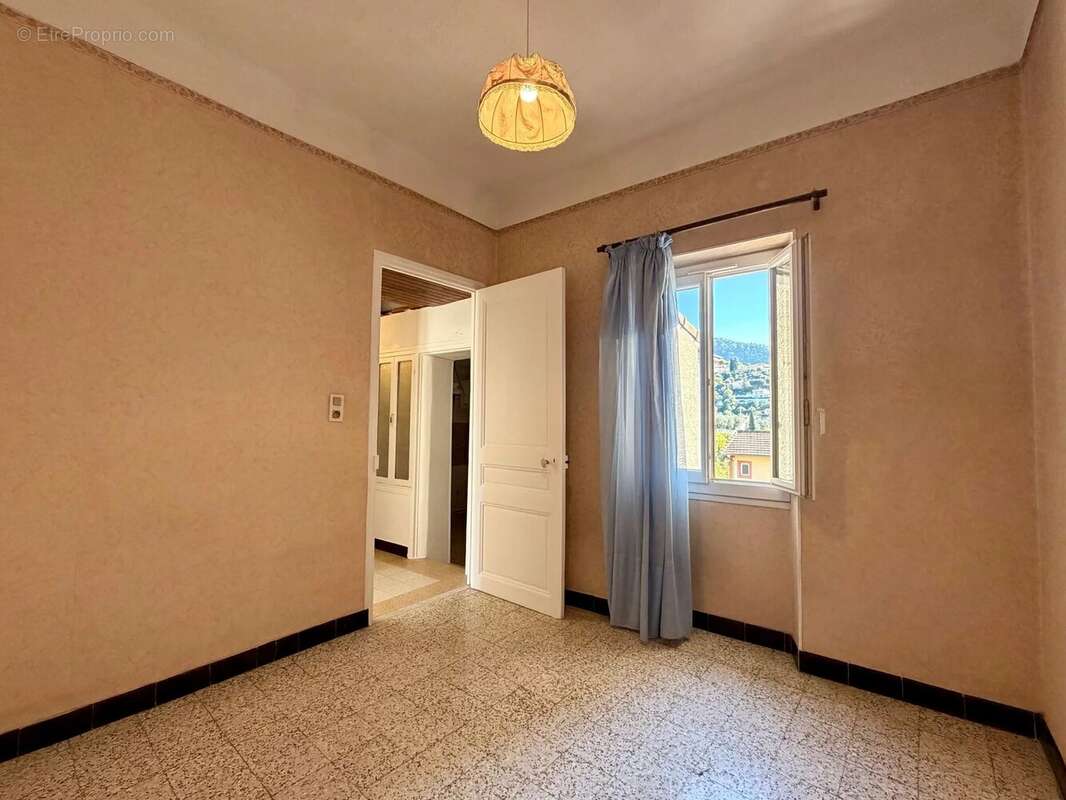 Appartement à DRAP