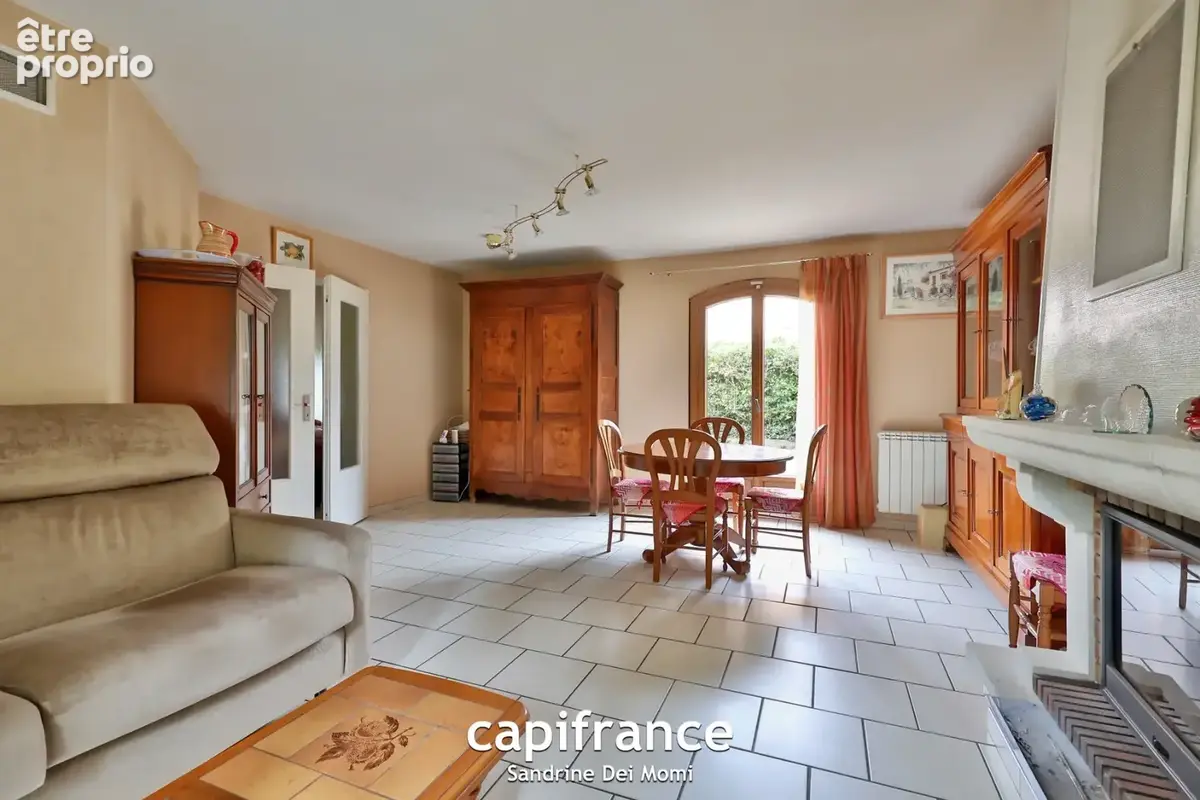 Francheville - Au calme - Maison de 94m² sur parcelle de 615m² avec garage - photo 9