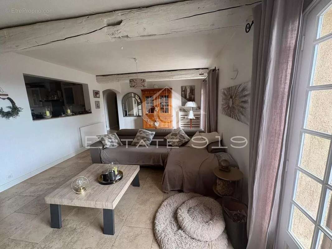 Maison à SPERACEDES