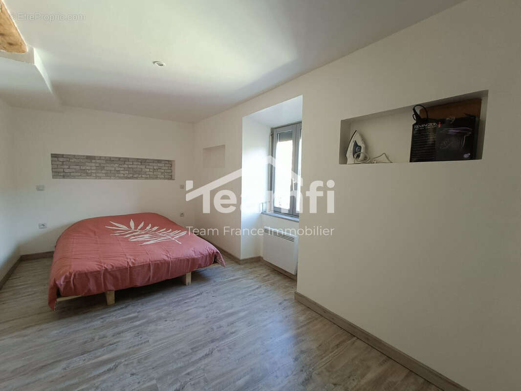 Appartement à THIERS