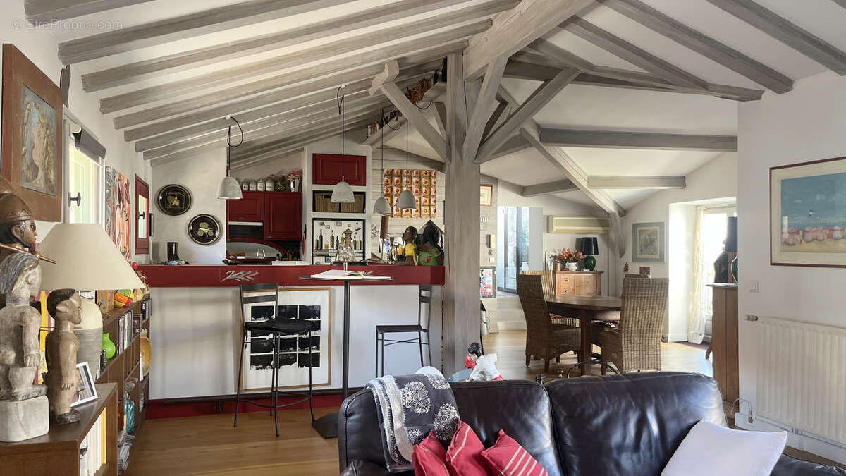 Appartement à NIMES