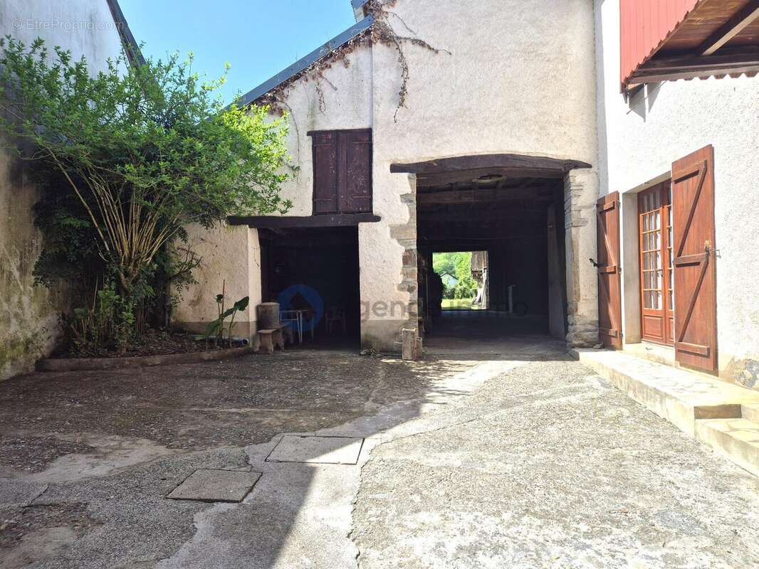 Maison à OLORON-SAINTE-MARIE